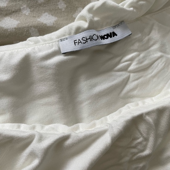 Fashion nova cold shoulder top - Picture 4 of 4